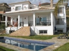 Chalet con 4 dormitorios se vende en Benalmadena Costa, Costa del Sol - mejor precio | unprecio.es