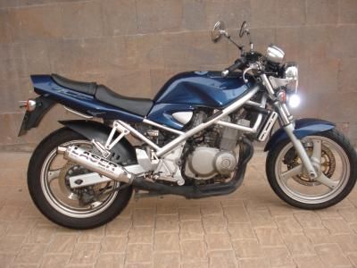 Suzuki BANDIT 400