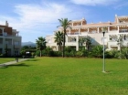 Apartamento con 3 dormitorios se vende en Estepona, Costa del Sol - mejor precio | unprecio.es