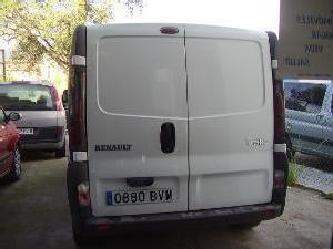 Venta de coche Renault TRAFFIC 1.9 DCI 100 6 VEL '02 en Palau De Plegamans