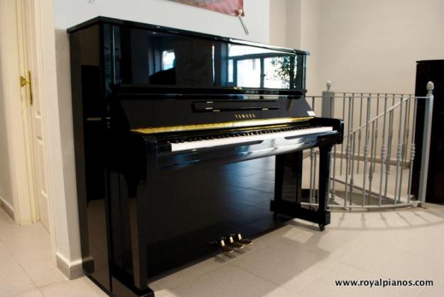 Piano Yamaha U3