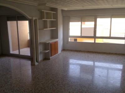 3b  , 2ba   in La Font D'en Carros,  Valencia And Costa del Azahar   - 32000  EUR