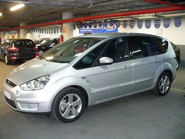 FORD S-Max 2.0TDCI Titanium 140