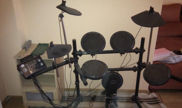 VENDO BATERIA ELECTRONICA TRIBAL DRUMTRACK