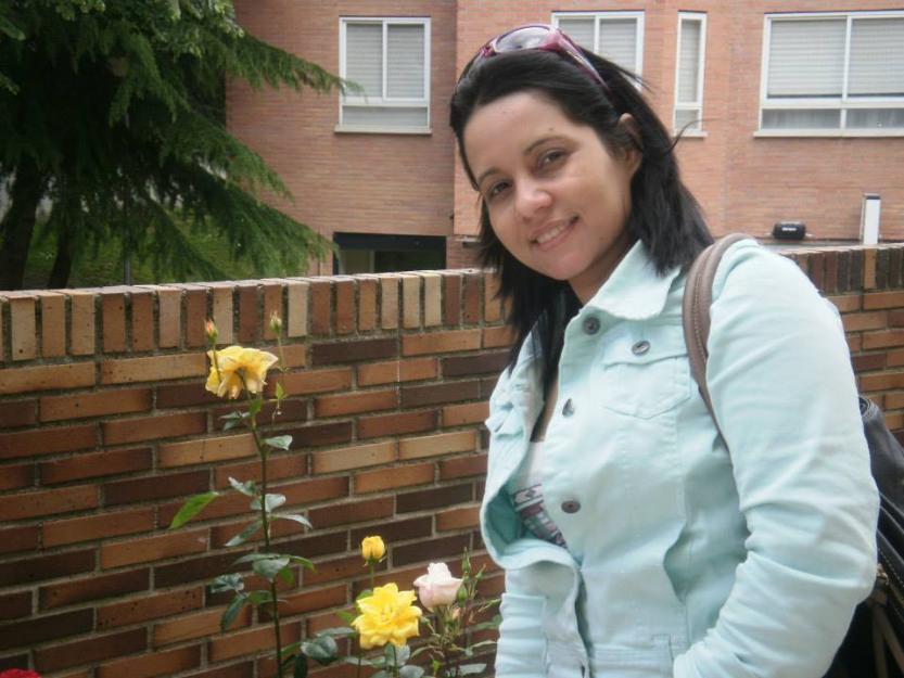 CHICA busca trabajo en casa: Interna o Externa a jornada completa