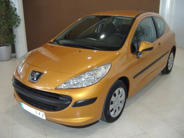 PEUGEOT 207 1.6HDI X-Line
