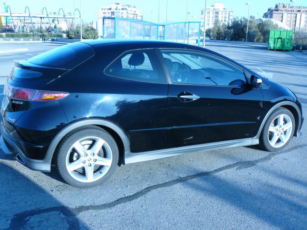 Honda civic 2.2 CTDi diesel del 2008 con 31000 KM como nuevo