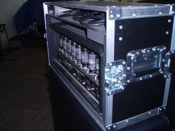 VENDO FLIGHT CASE MESA BOOGIE DUAL TRIPLE RECTIFIER CON RACK 19