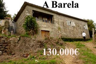 5b  , 1ba   in Chantada (Santa Marina),  Galicia   - 90000  EUR