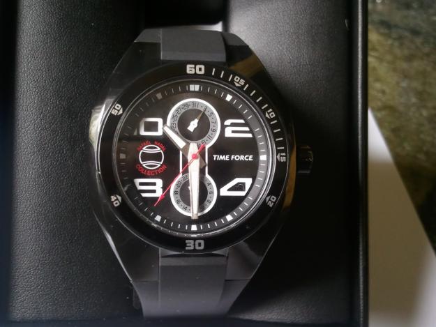 Se vende reloj timeforce coleccion nadal (nunca usado)