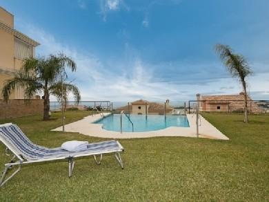 Apartamento con 2 dormitorios se vende en Benalmadena Costa, Costa del Sol
