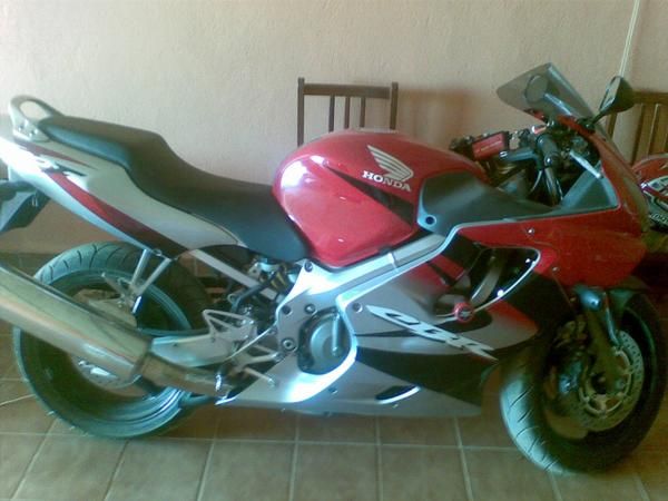 HONDA CBR 600F