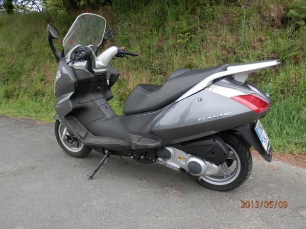 Moto aprilia modelo arrecife 125