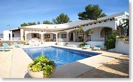 Spanish Villa in a Breathtaking Settin