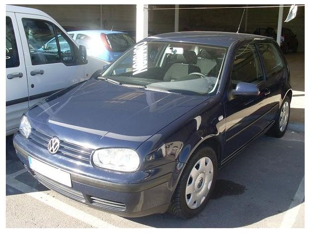 VOLKSWAGEN Passat 1.9TDI Comfortline 130
