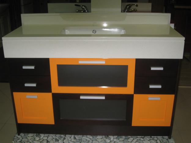 Mueble de baño wengue-naranja