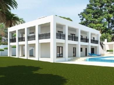 Chalet con 5 dormitorios se vende en Marbella, Costa del Sol