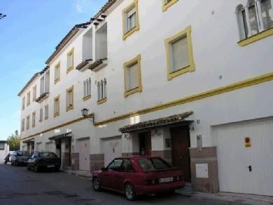 Adosado con 5 dormitorios se vende en Estepona, Costa del Sol