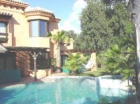 Chalet con 4 dormitorios se vende en Estepona, Costa del Sol - mejor precio | unprecio.es