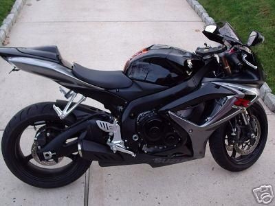 Vendo SUZUKI GSX-R 600