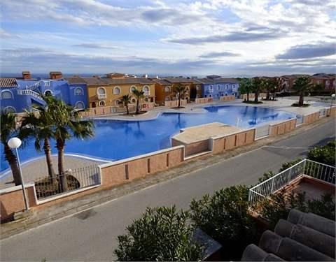 Apartment for Sale in Alicante, Comunidad Valenciana, Ref# 2919718