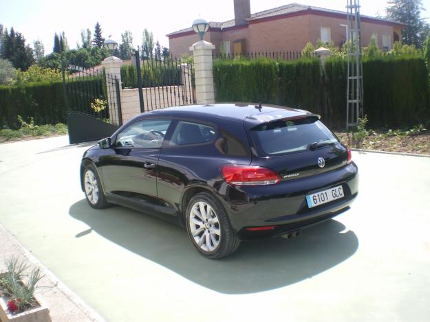 Comentarios VOLKSWAGEN SCIROCCO 2.0 TDI DSG