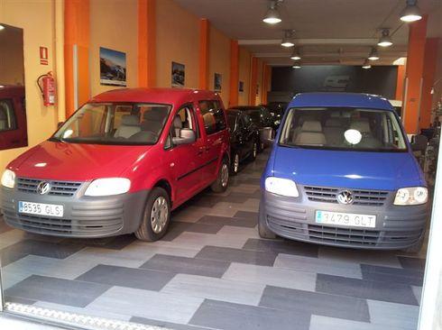 Volkswagen Caddy 1.9 TDI 105 CV KOMBI 5 AIRE-PACK ELECTRICO-PDC TRASER