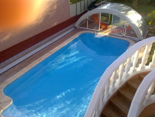 Cubiertas y cerramientos de piscinas en toda España.   Fabricación propia cubiertas para p