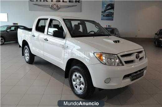 Toyota Hilux 2.5 D4D Doble Cabina DLX 4x4