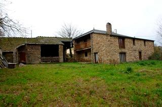 3b  , 3ba   in Pino (San Martin) (Cospeito),  Galicia   - 159000  EUR