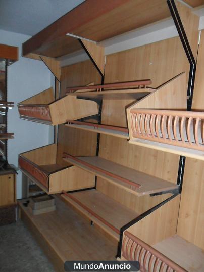 Se venden 2 muebles grande para pan/bebida