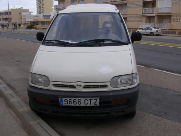 VENDO FURGONETA  NISSAN VANETTE CARGO