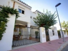 Adosado con 3 dormitorios se vende en Marbella, Costa del Sol - mejor precio | unprecio.es