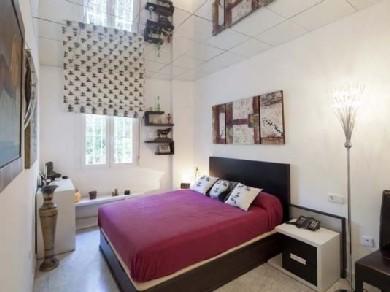 Apartamento con 2 dormitorios se vende en Marbella, Costa del Sol