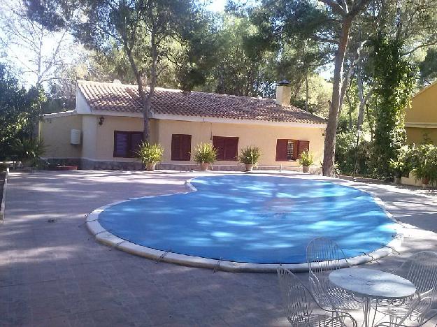 Chalet en Totana
