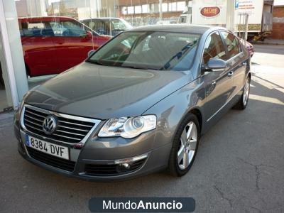 Volkswagen Passat 2.0 FSI Highline
