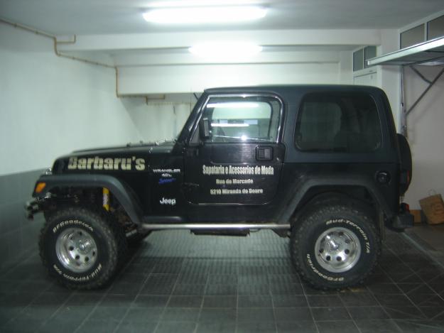 vendo jeep wrangler 4.0