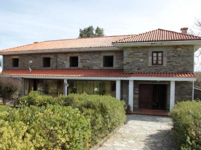 5b  , 6ba   in As Pontes De Garcia Rodriguez,  Galicia   - 400000  EUR