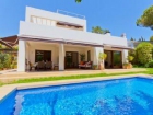 Chalet en venta en Marbesa, Málaga (Costa del Sol) - mejor precio | unprecio.es