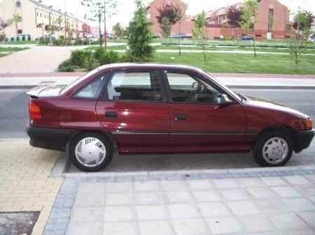 OPEL ASTRA 1.6 GLS 100CV - MADRID
