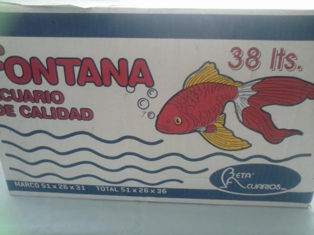 Acuario urna 38 litros 51 x 26 x 36