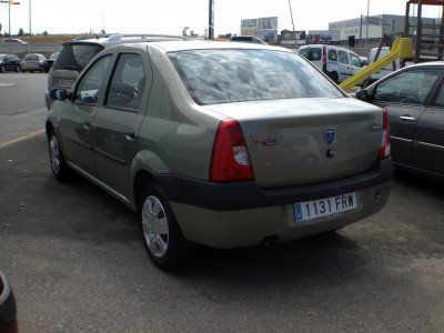 DACIA LOGAN LAUREATE 16 - Badajoz
