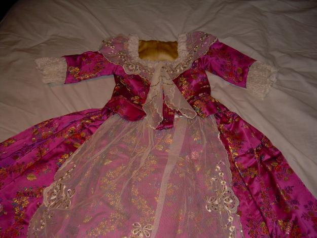 vendo VESTIDO FALLERA NIÑA 8-10 AÑOS color rosa (300 eur)