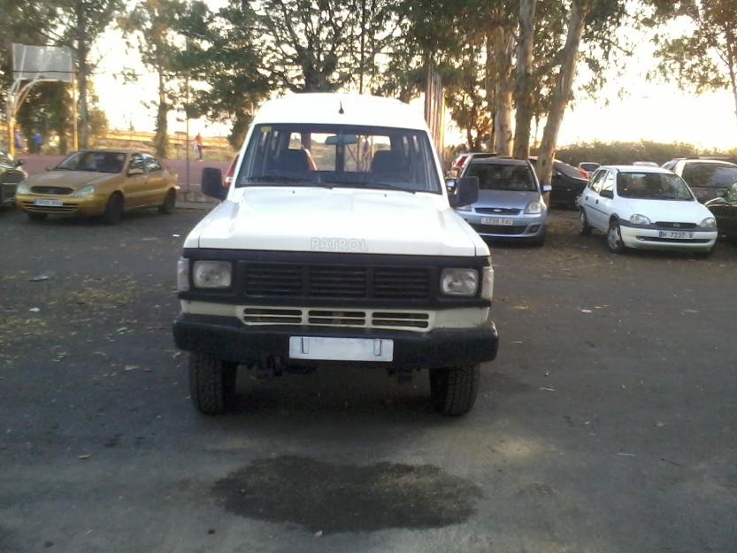 nissan patrol 6 cilindro 9 plazas