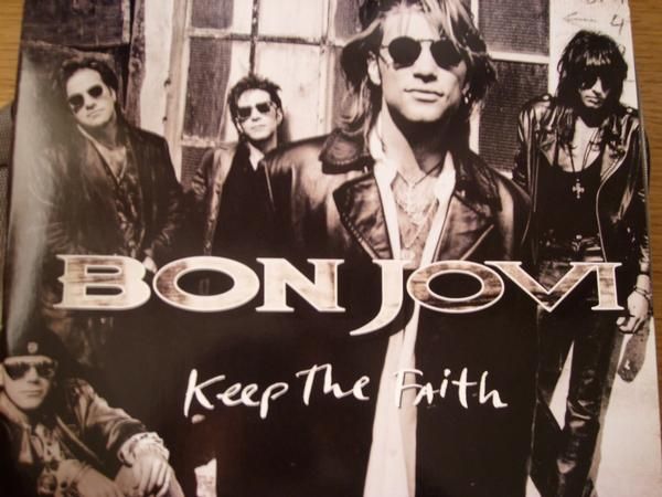 VENTA VARIOS VINILOS DE BON JOVI