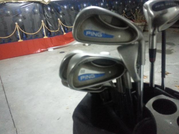 Palos de Golf Set Completo listo para salir al Campo