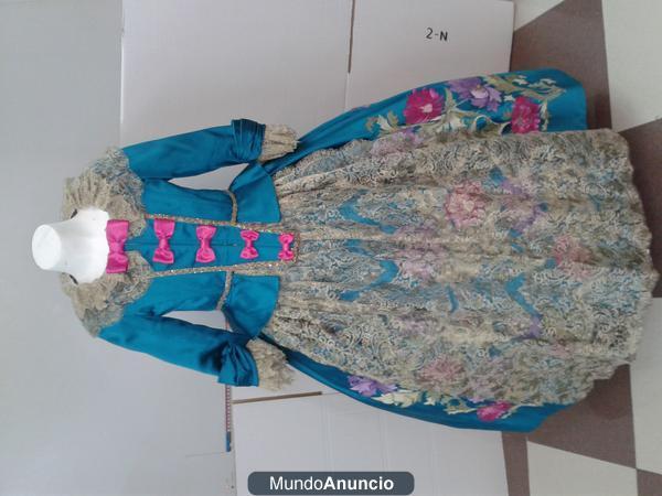 VENDO TRAJE DE FALLERA NIÑA DE 8 a 12 AÑOS