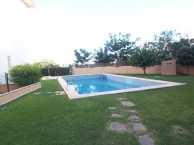 Apartamento con 4 dormitorios se vende en Marbella, Costa del Sol