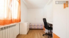 Rooms available - Fully-catered 9-bedroom residence in Villaviciosa de Odón - mejor precio | unprecio.es