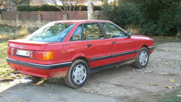 Audi 90 2.0 E  - 950 €